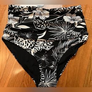 Knix 2 piece bathing suit